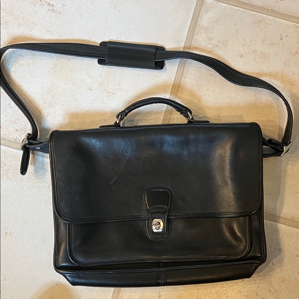 Coach Vintage Black Leather Metropolitan Messenger Briefcase